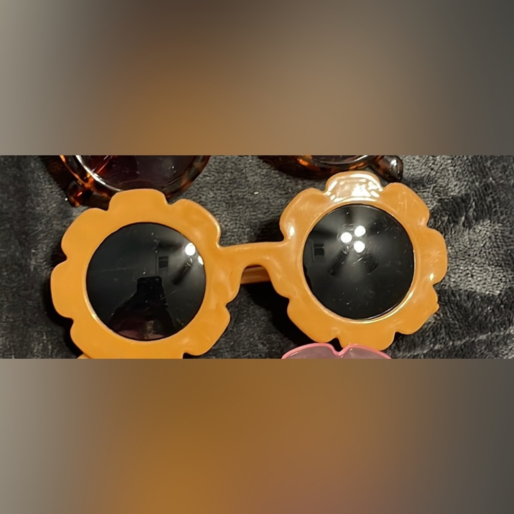 Toddler sunglasses
